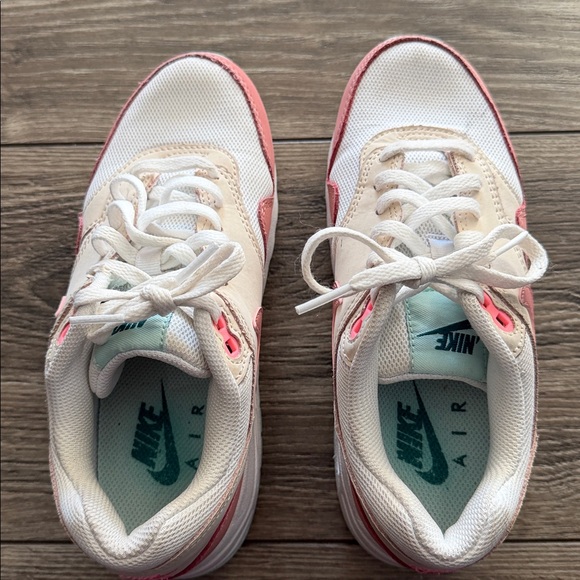 Nike Kids White and Pink Low-Top Sneakers - Picture 5 of 8